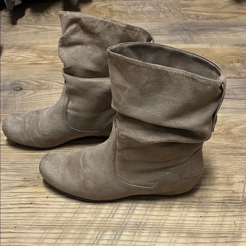 Women's Casual Slouchy Ankle Boots - Taupe